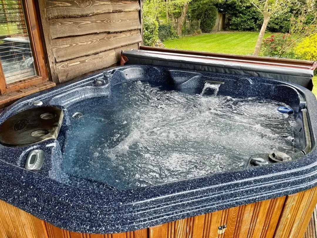 Hot Tub Specialist Colchester, Chelmsford and Essex 